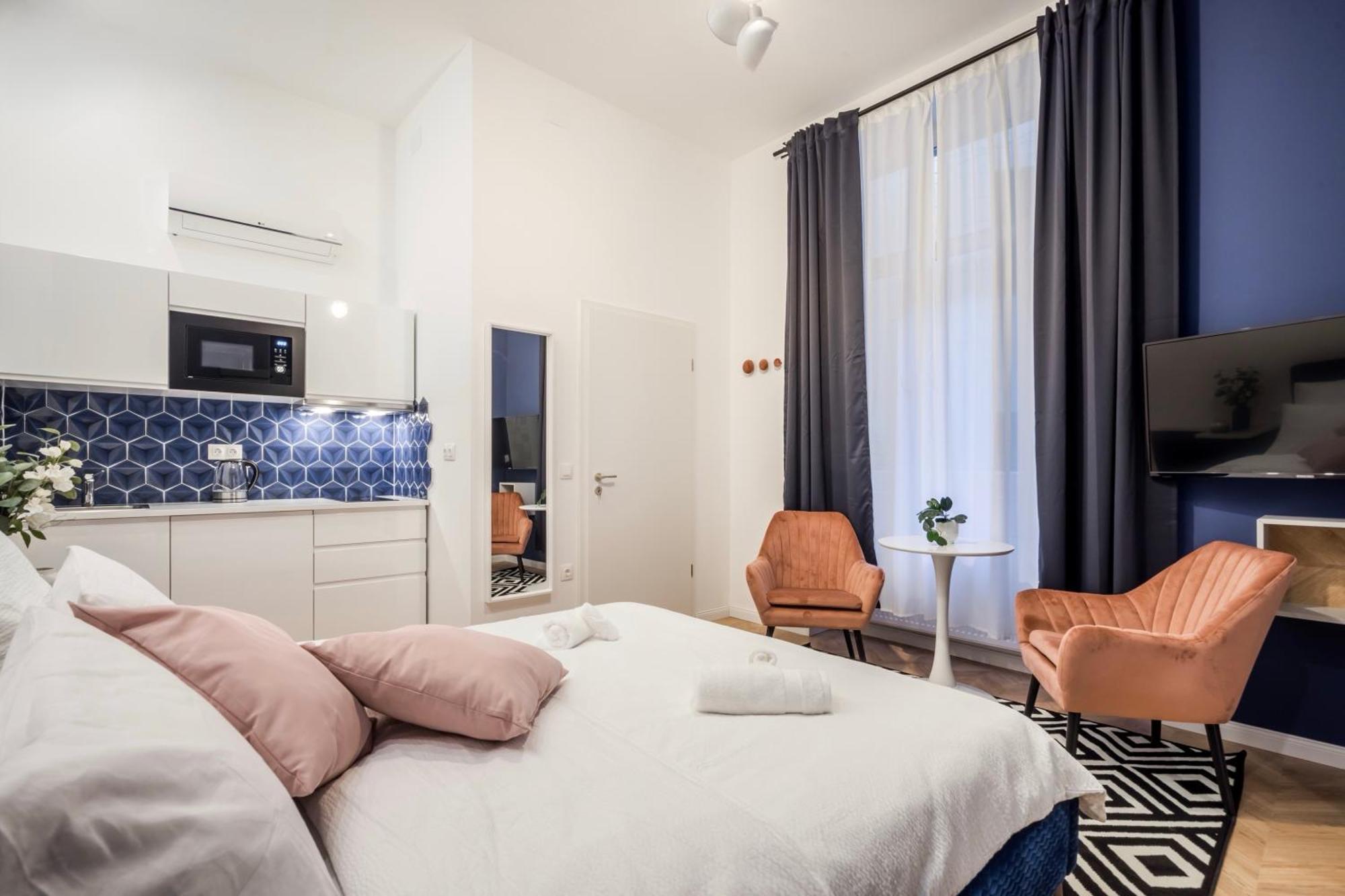 D58 - Grand Boulevard Royal Apartment - Best Location By Bqa Budapest Kültér fotó